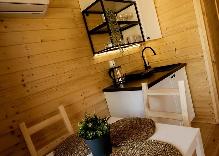 Osada Family & * Zator